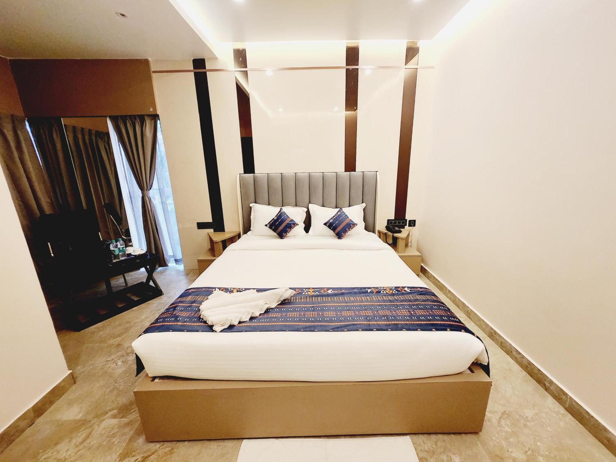The Greenstar Inn Premium 부바네스 외부 사진