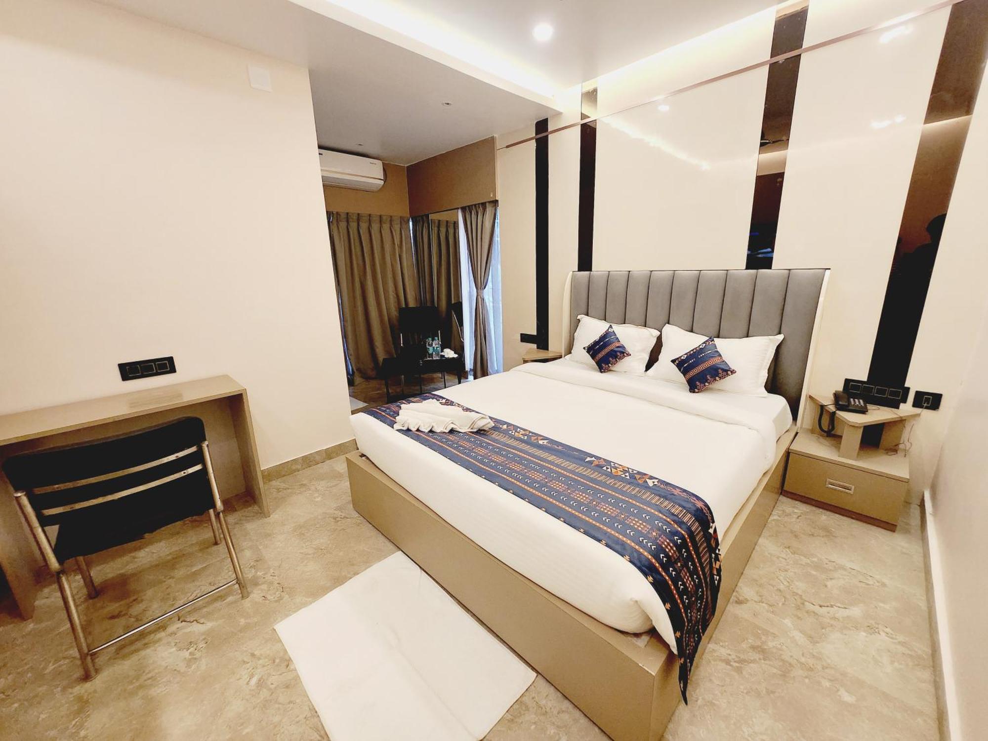 The Greenstar Inn Premium 부바네스 외부 사진